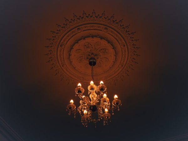 Photo Crystal chandelier